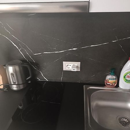 Deluxe Apartment Bllok Tirana Ruang foto