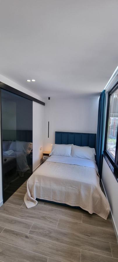 Deluxe Apartment Bllok Tirana Bagian luar foto