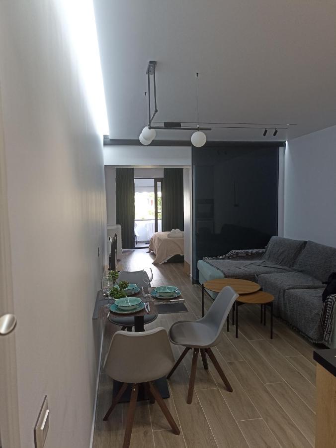 Deluxe Apartment Bllok Tirana Bagian luar foto